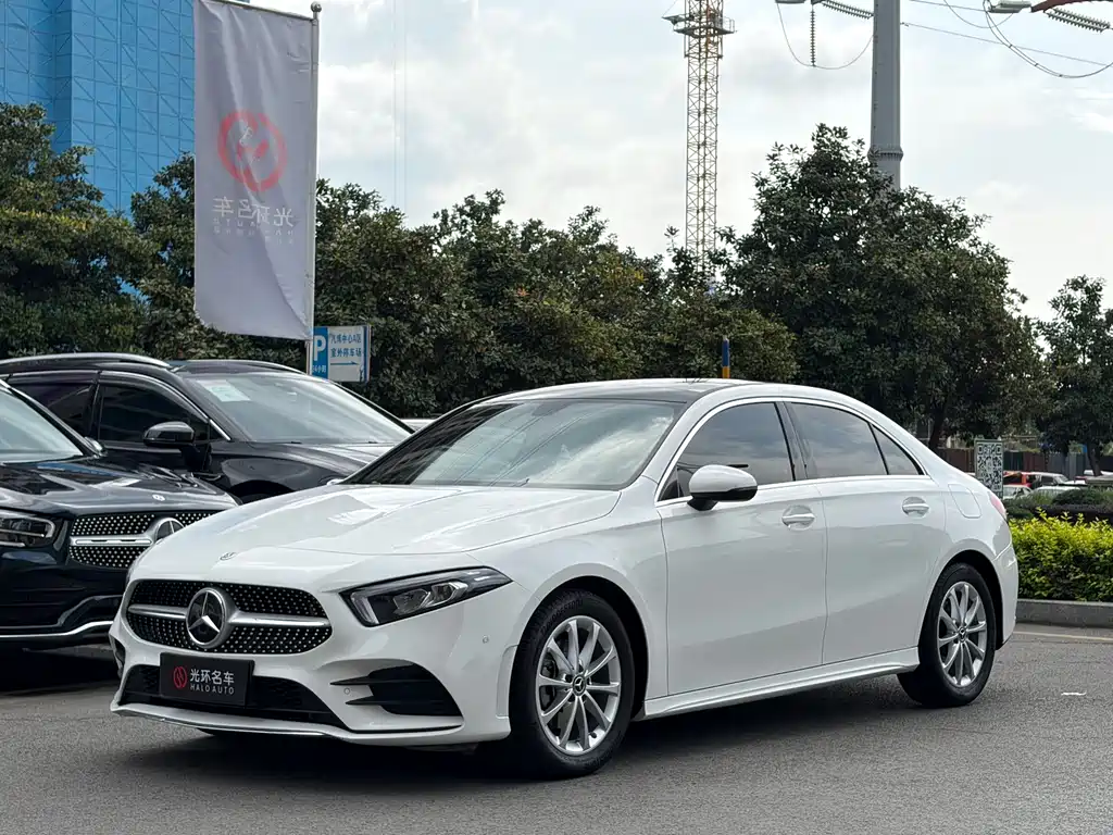 Mercedes-Benz A-Class 2022 — фото 1
