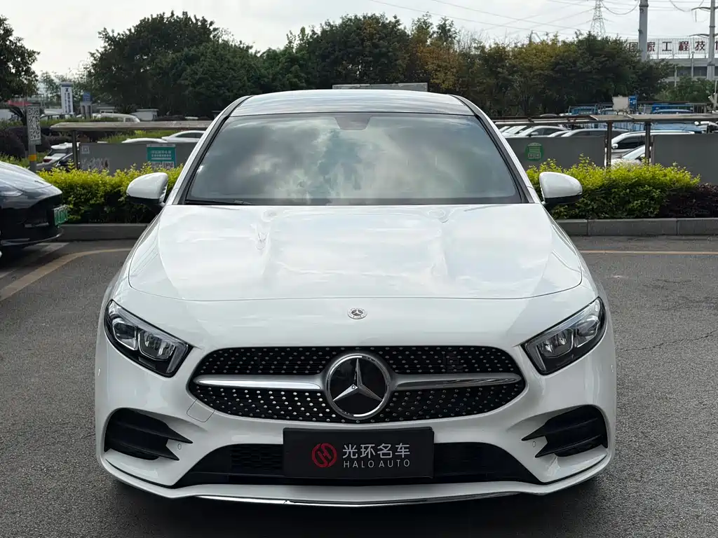 Mercedes-Benz A-Class 2022 — фото 2