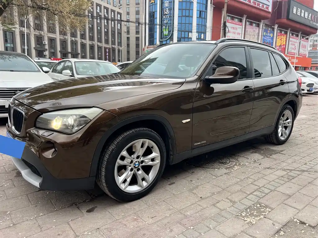 BMW X1 2016 — фото 1