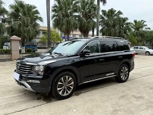 GAC Trumpchi GS8 2017
