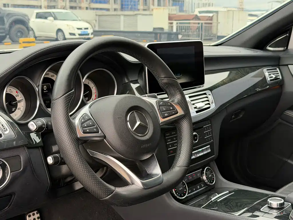 Mercedes-Benz CLS 2017 — фото 8