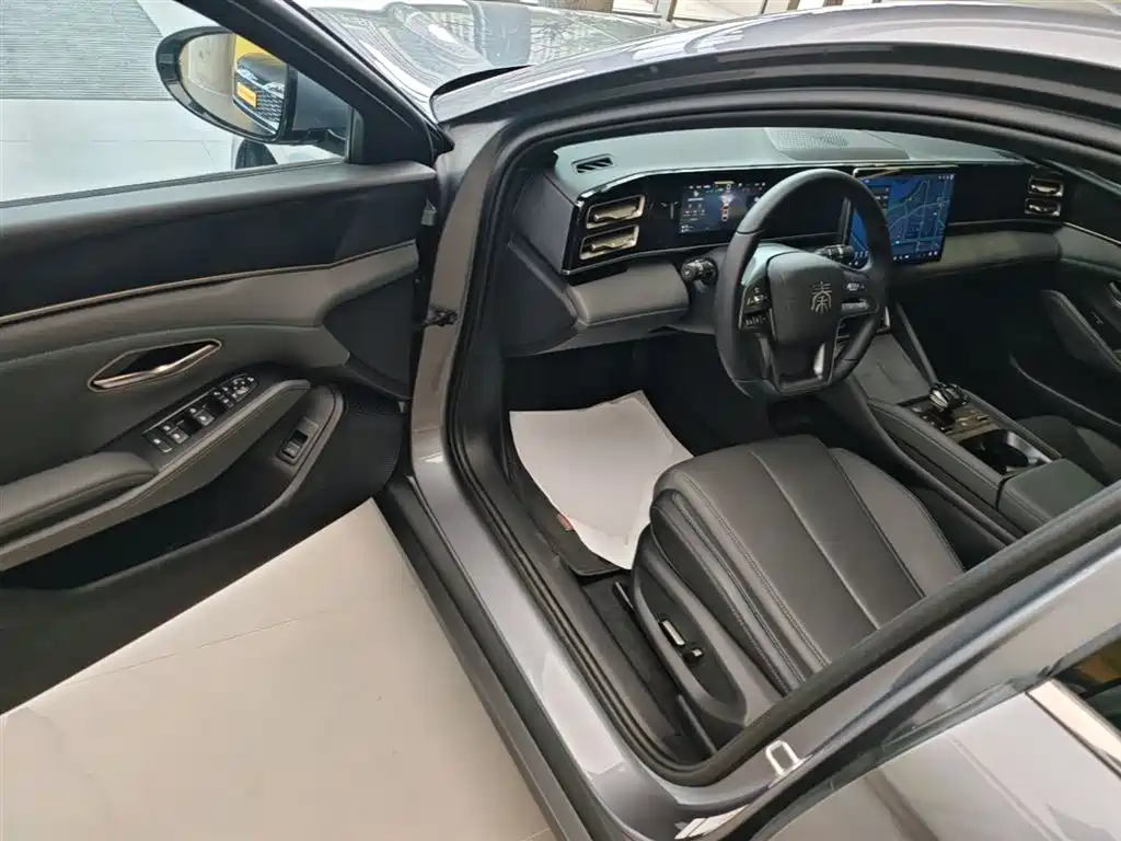 BYD Qin L 2025 — фото 16
