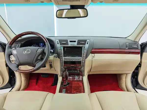 Lexus LS 2006