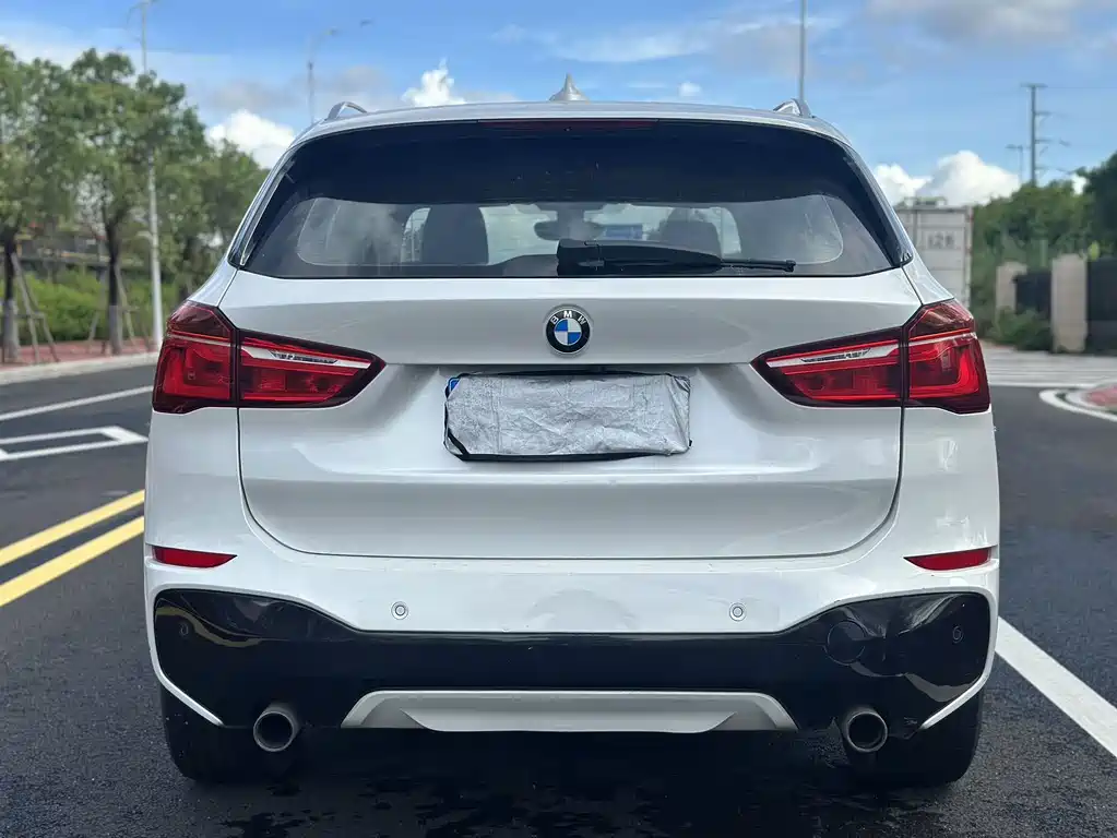 BMW X1 2018 — фото 8