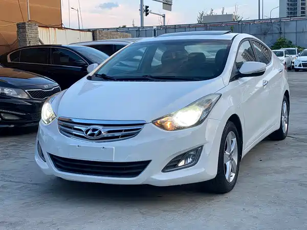 Hyundai Elantra Langdong 2014