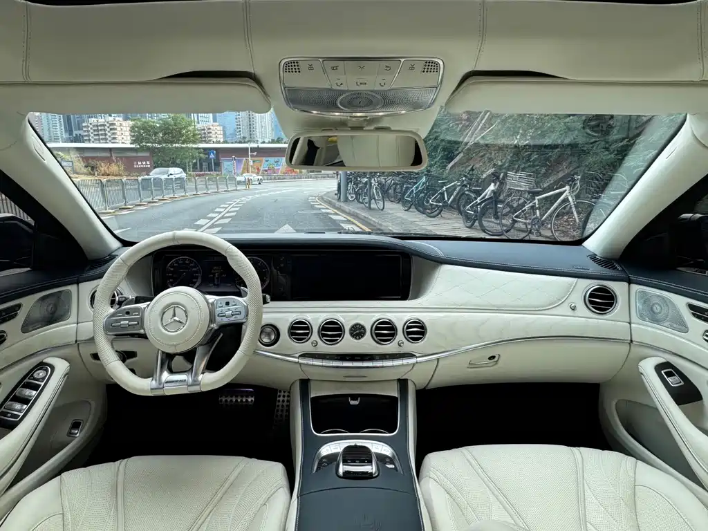 Mercedes-Benz S-Class AMG 2015 — фото 16