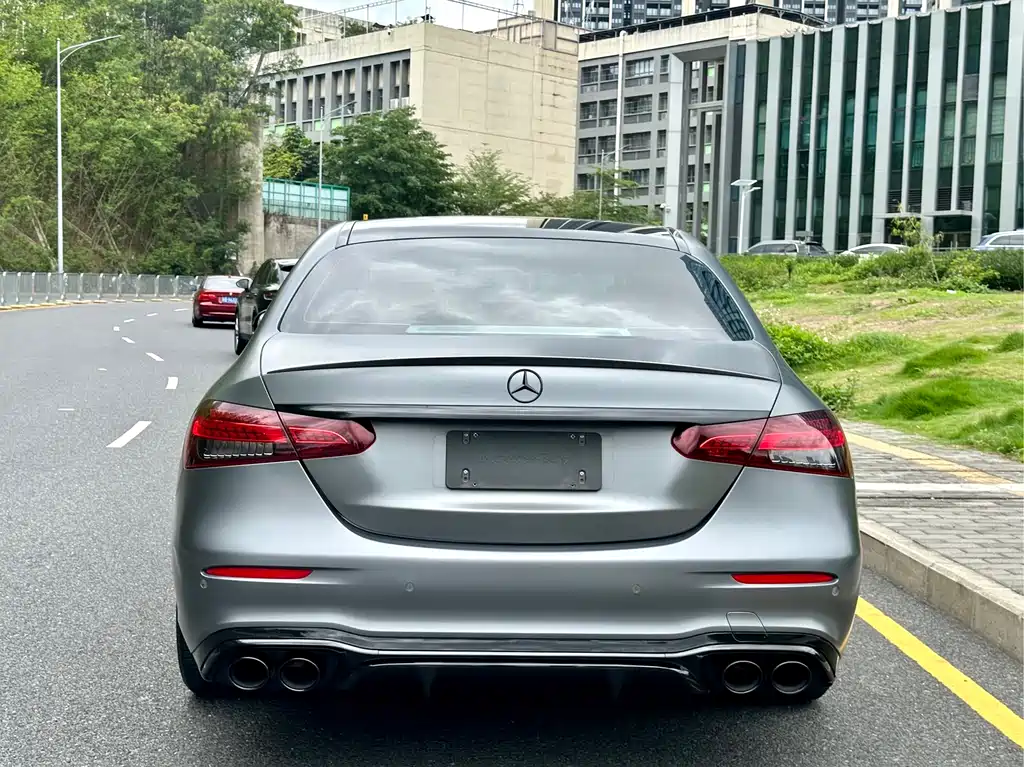 Mercedes-Benz E-Class AMG 2022 — фото 21