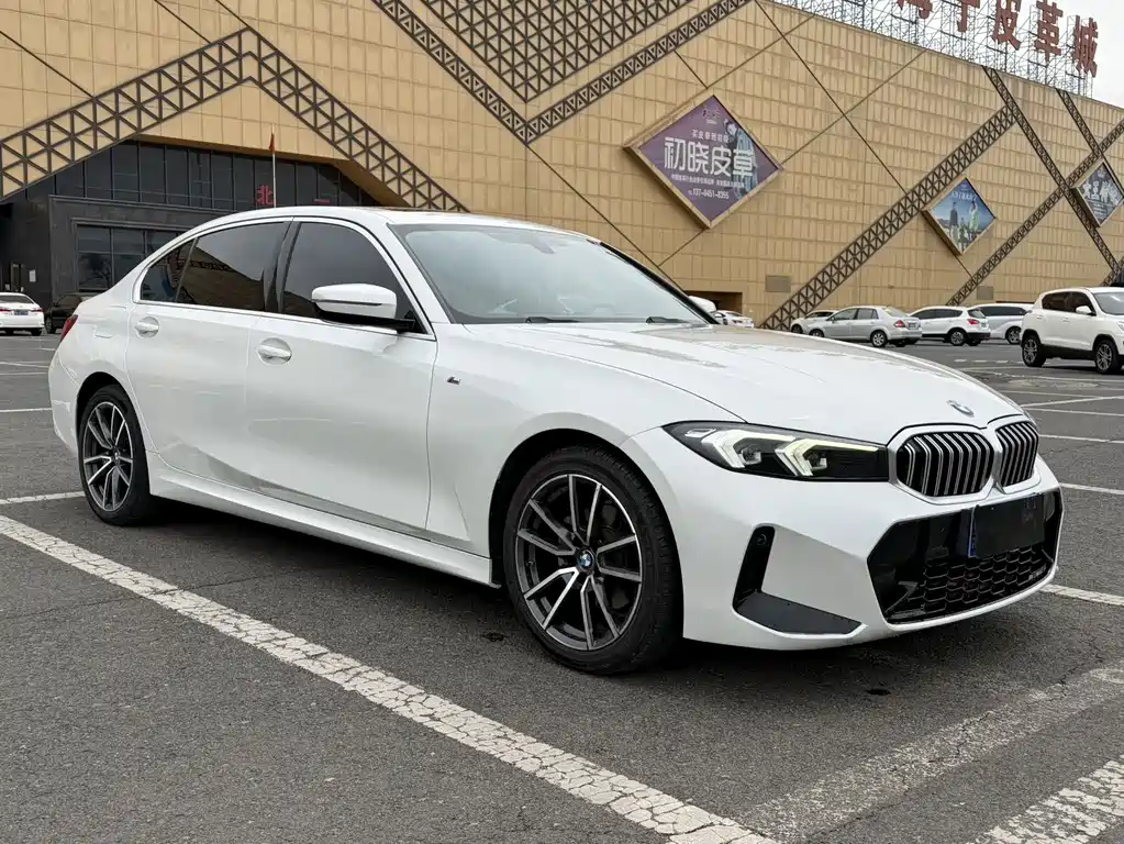 BMW 3 Series 2023