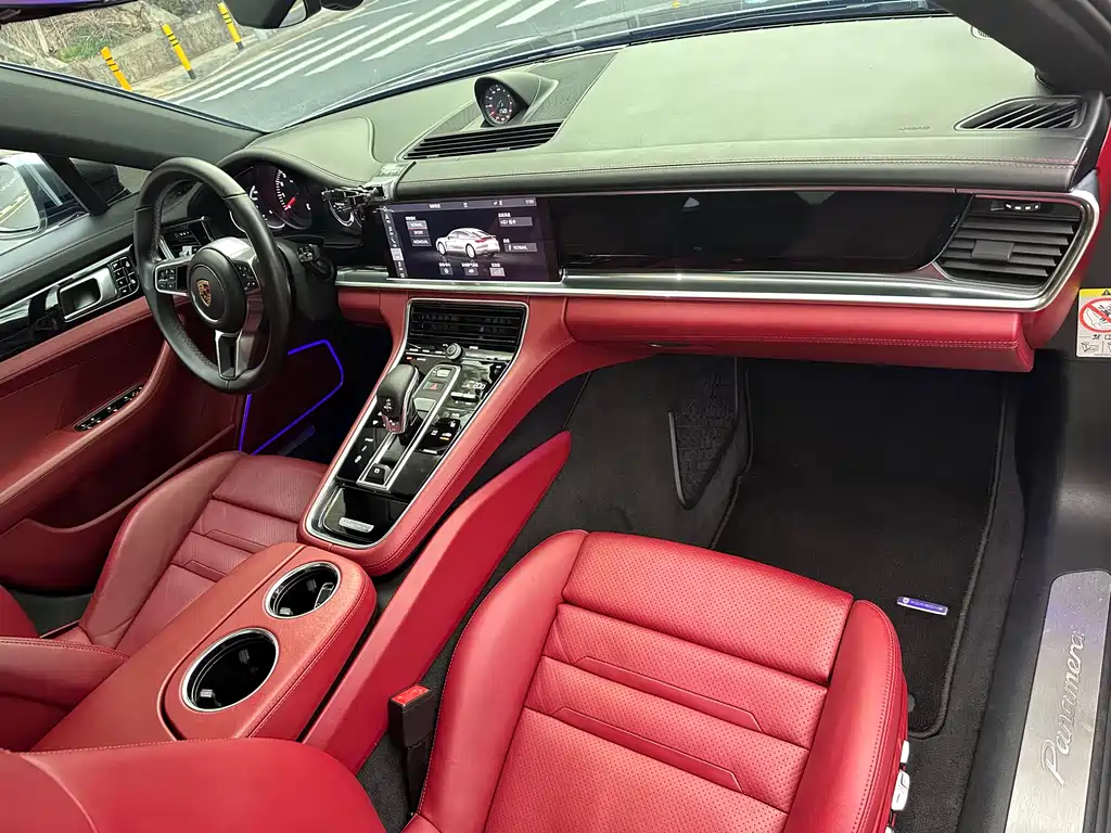 Porsche Panamera 2019 — фото 13