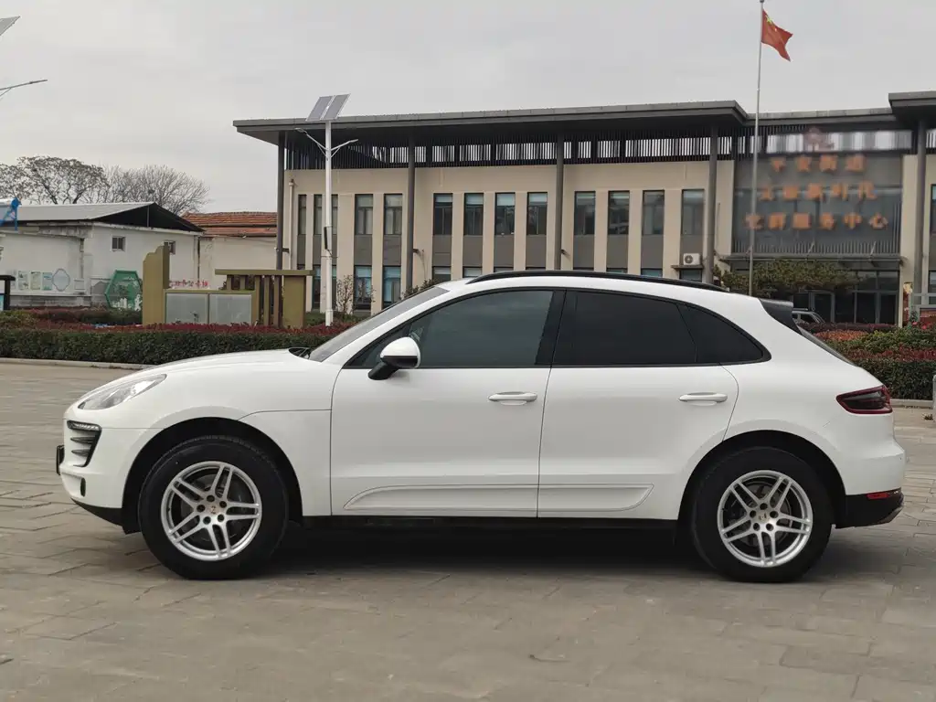 Porsche Macan 2015 — фото 4