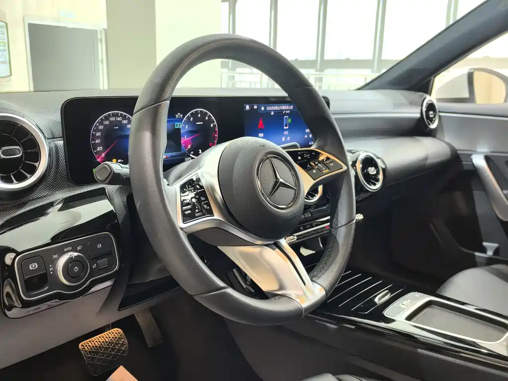 Mercedes-Benz A-Class 2024