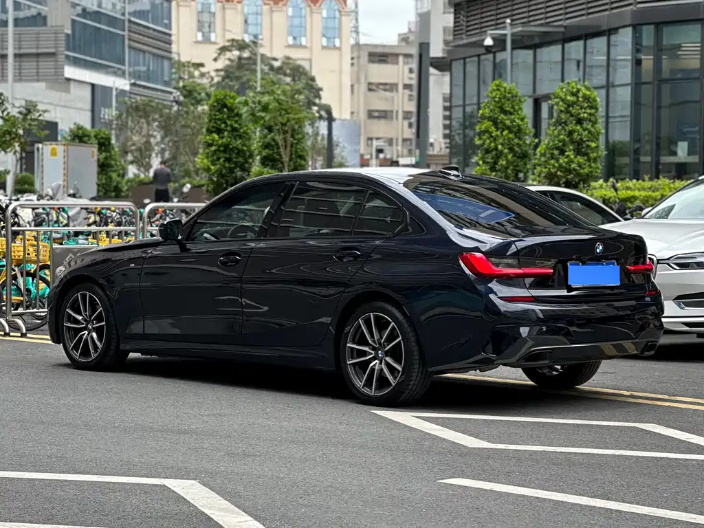BMW 3 Series 2020 — фото 18