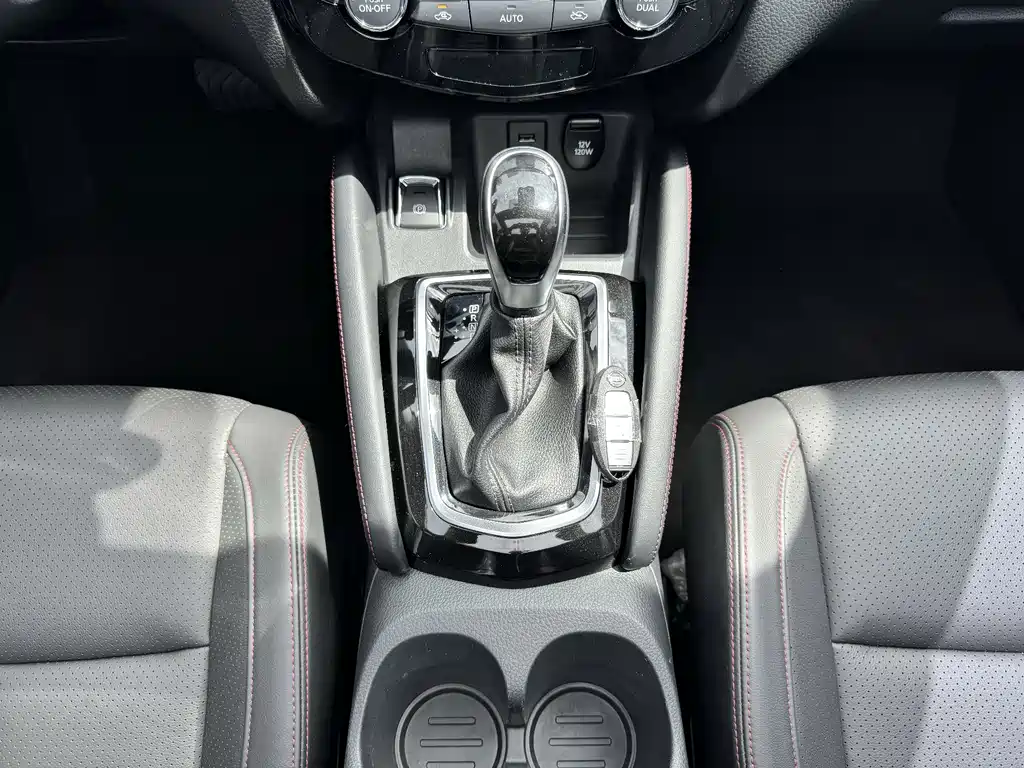 Nissan Qashqai 2022 — фото 16