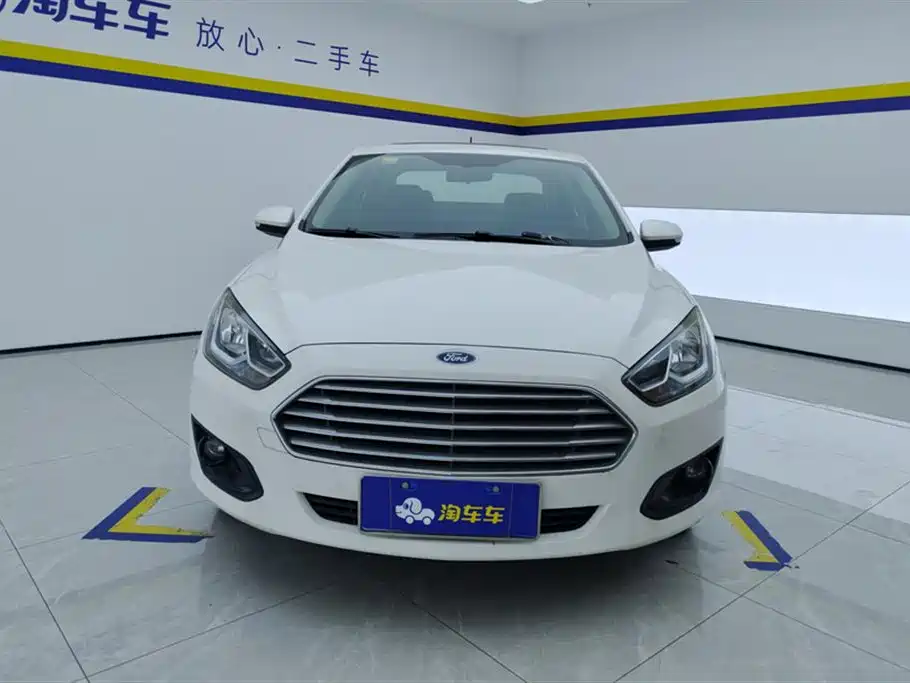 Ford Escort 2018