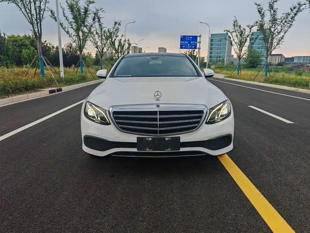 Mercedes-Benz E-Class 2020