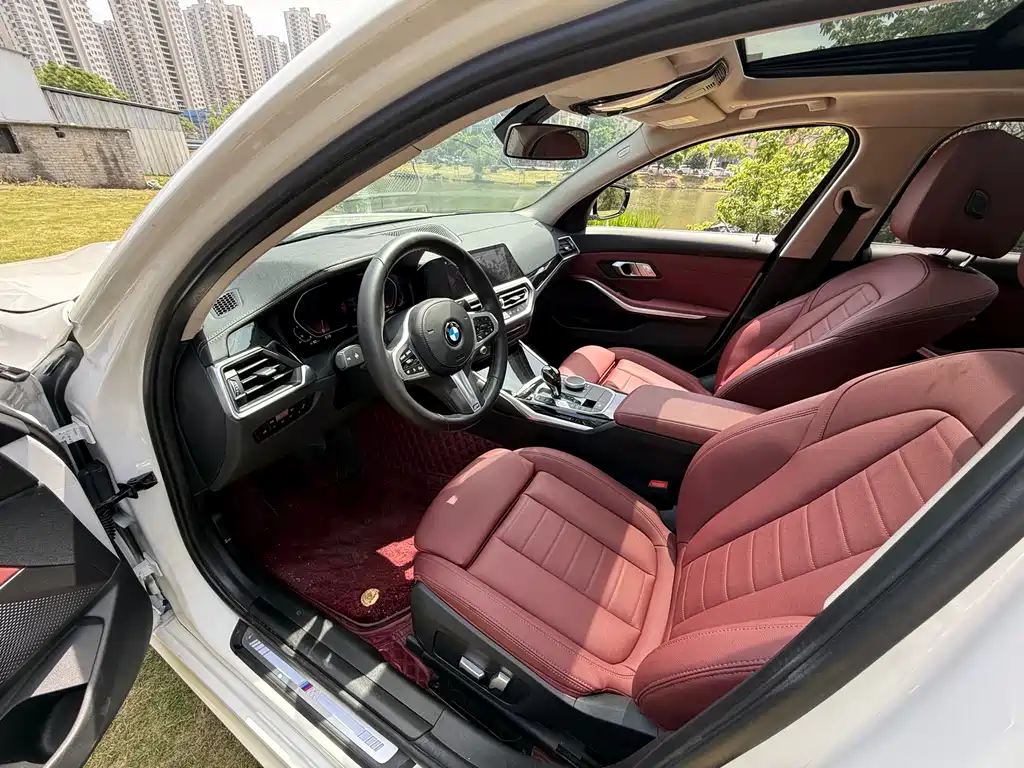 BMW 3 Series 2021