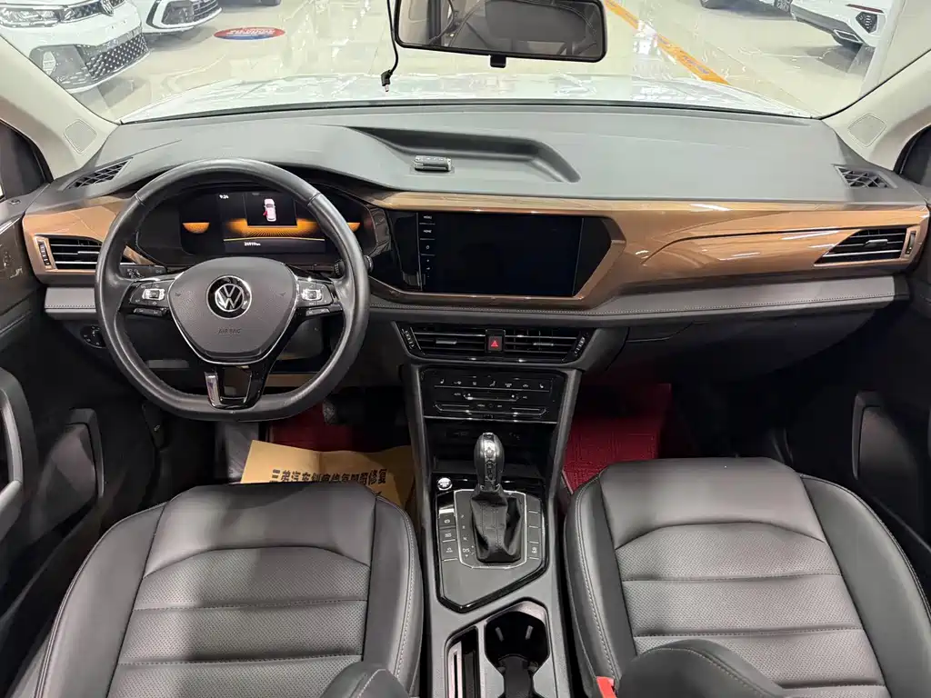 Volkswagen Tharu 2023
