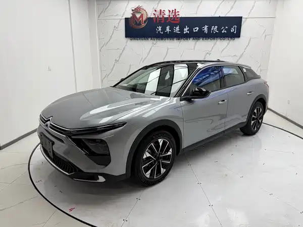 Citroën Versailles C5 X 2024