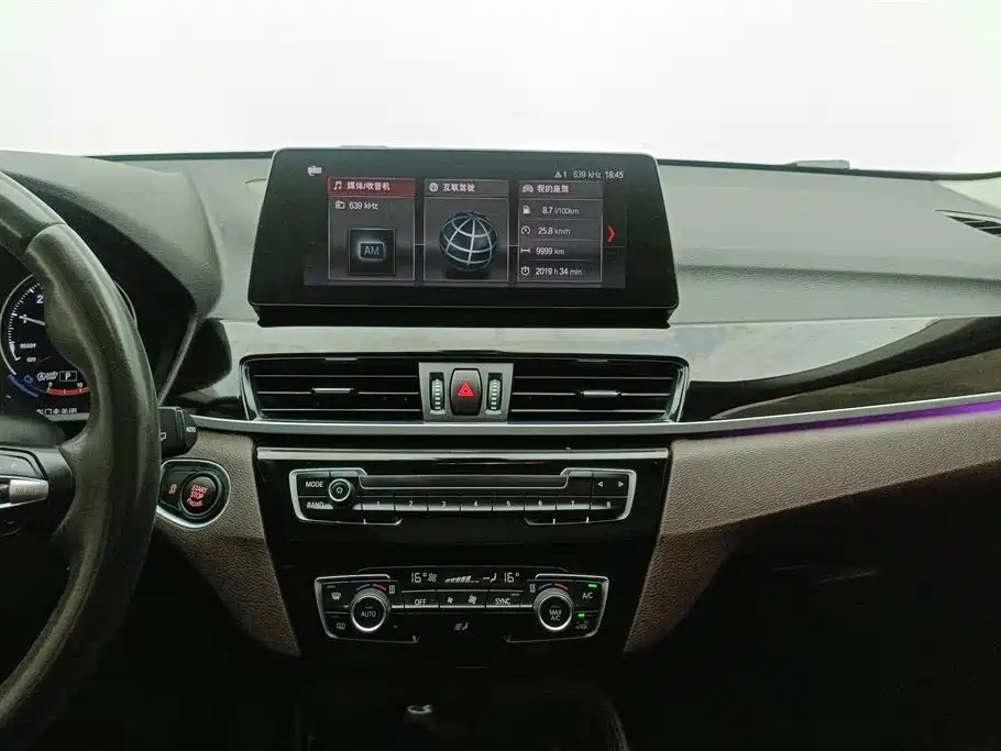 BMW X1 2020 — фото 13