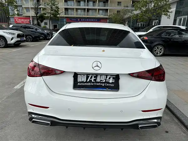 Mercedes-Benz C-Class 2022
