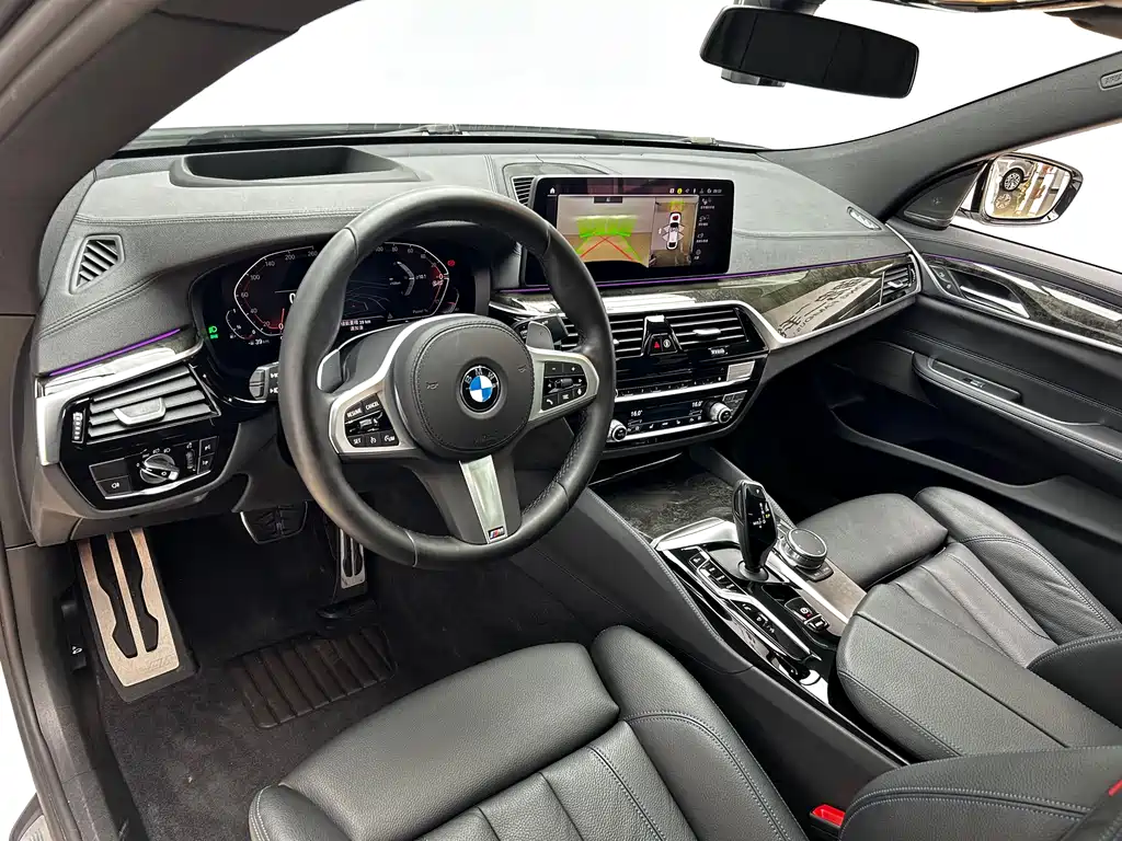 BMW 6 Series GT 2023 — фото 12