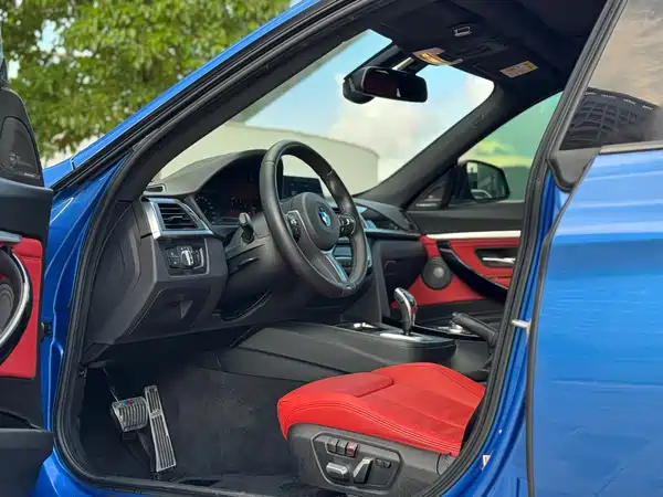 BMW 3 Series GT 2019