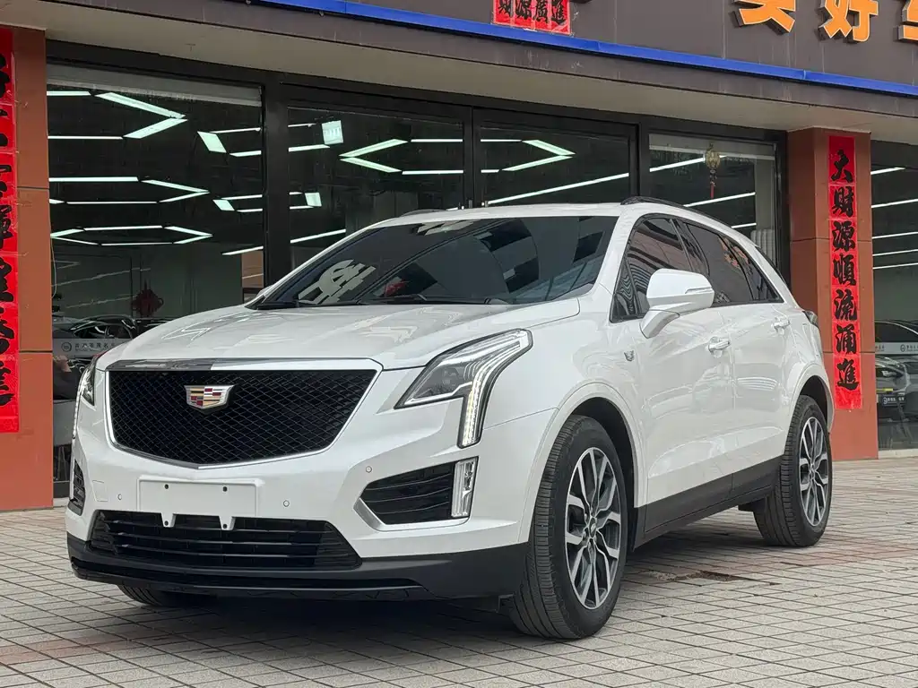 Cadillac XT5 2024 — фото 1