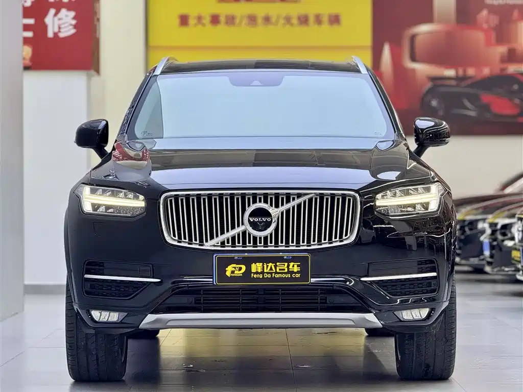 Volvo XC90 2019 — фото 14