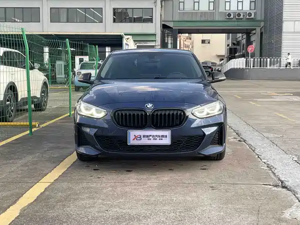 BMW 1 Series 2023