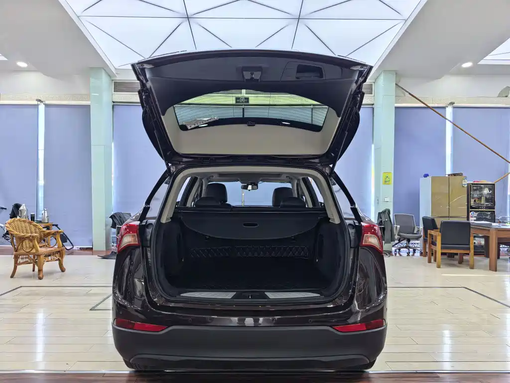 Buick Envision Plus 2018 — фото 12