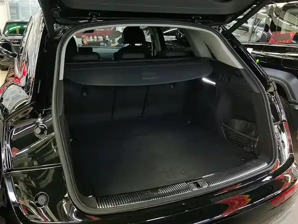 Audi Q5L 2021