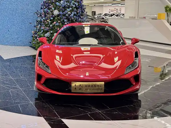 Ferrari F8 2022