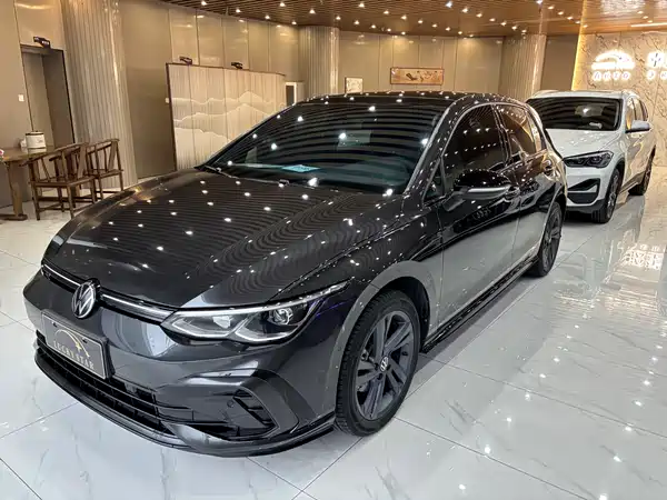 Volkswagen Golf 2023