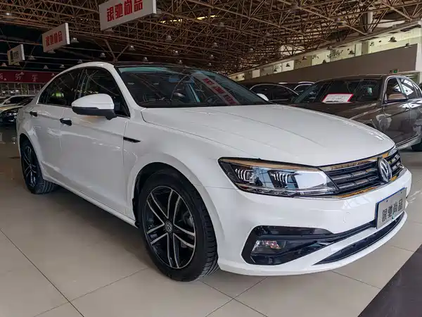 Volkswagen Lamando 2021