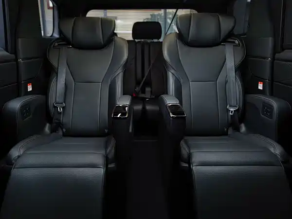 Toyota Alphard 2024