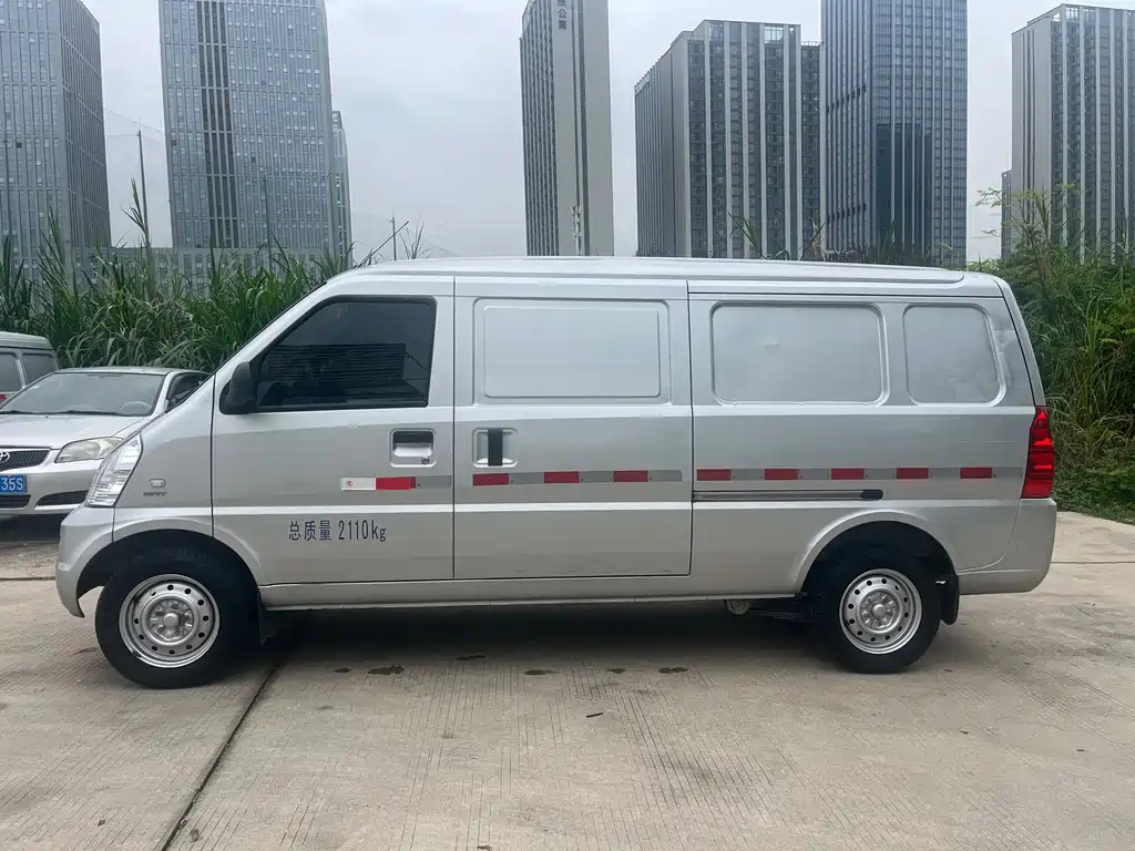 Wuling Rongguang 2024 — фото 10