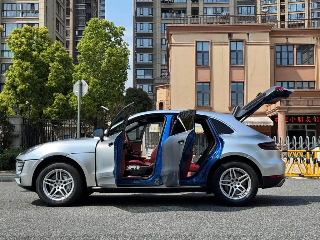 Porsche Macan 2017 — фото 17