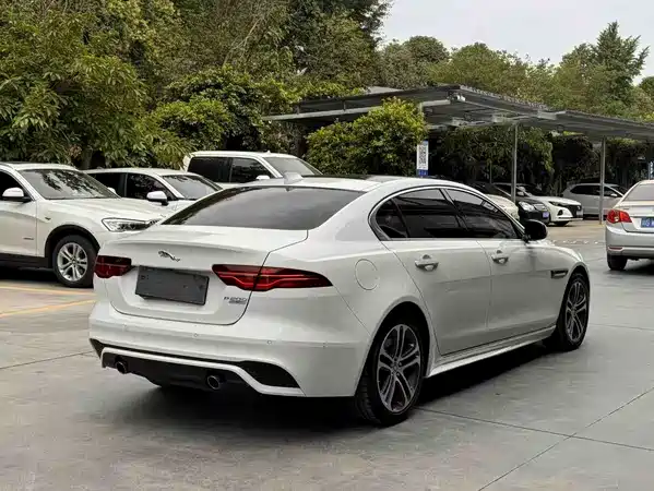 Jaguar XEL 2021