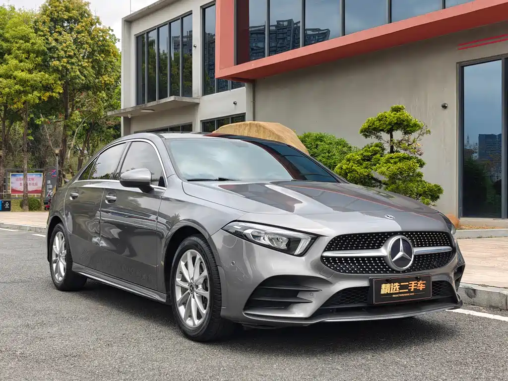 Mercedes-Benz A-Class 2022 — фото 3