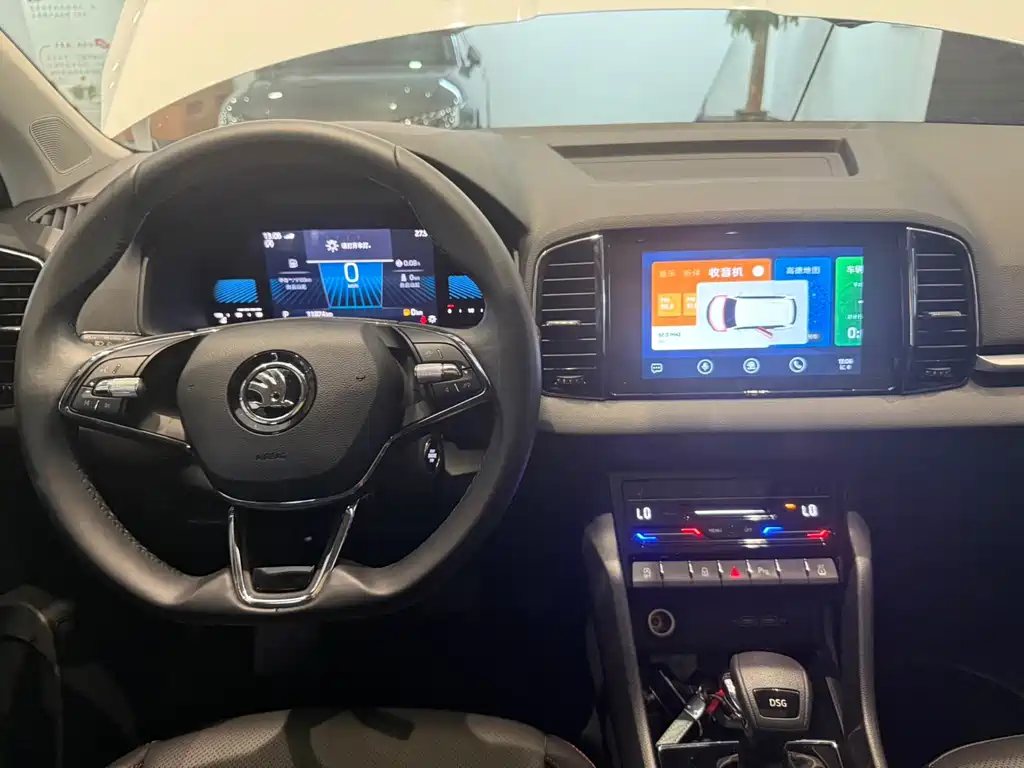 Skoda Karoq 2022 — фото 13