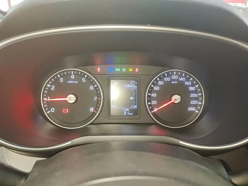 Kia KX3 2016 — фото 12