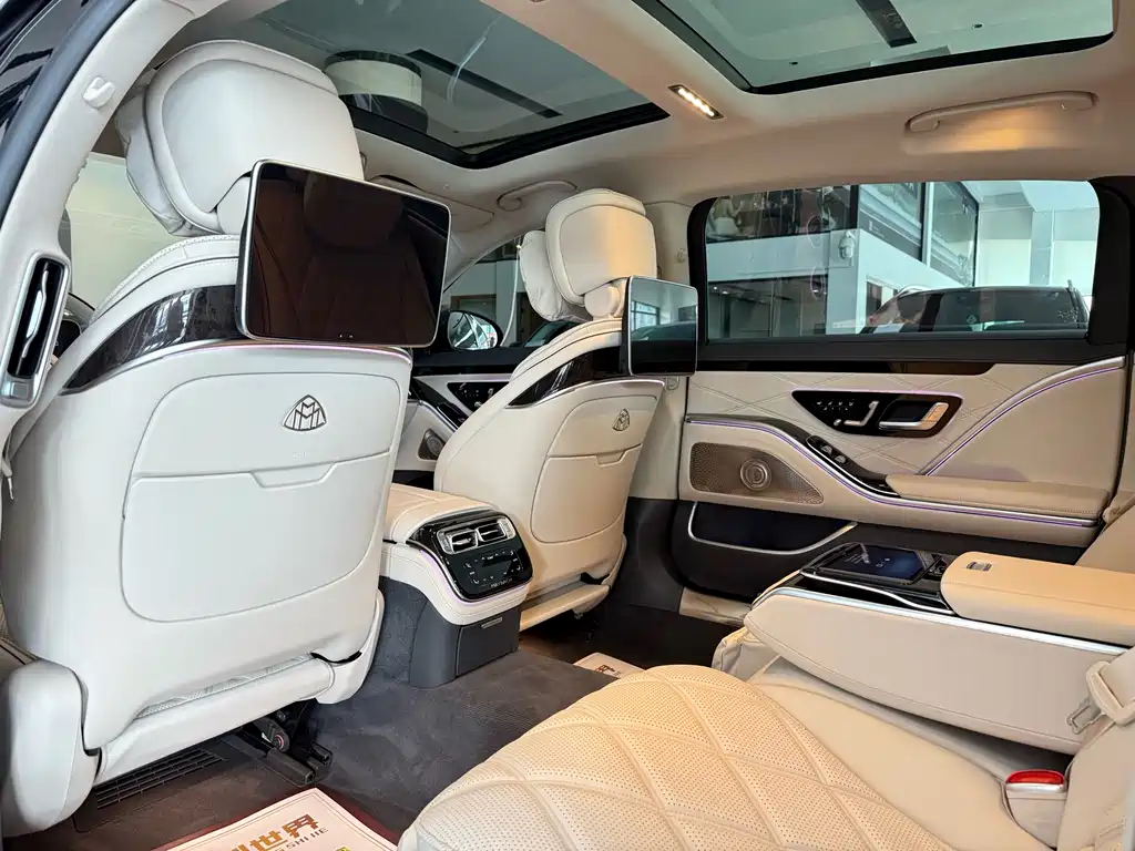 Mercedes-Benz Maybach S-Class 2026 — фото 12