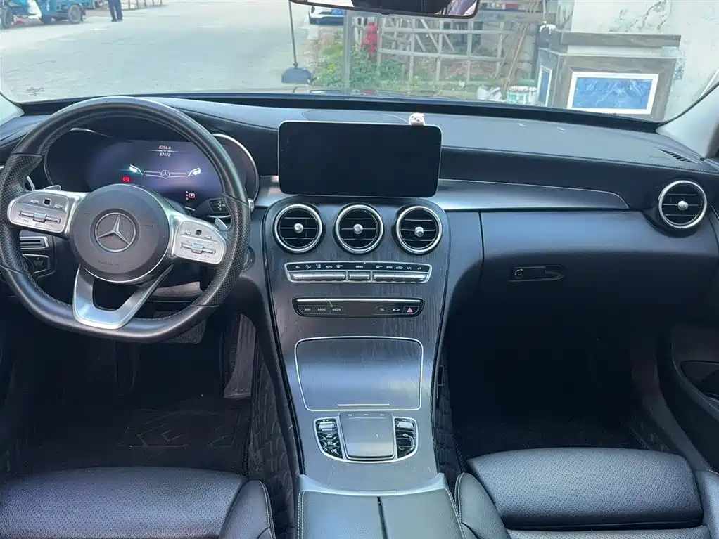 Mercedes-Benz C-Class 2020 — фото 11