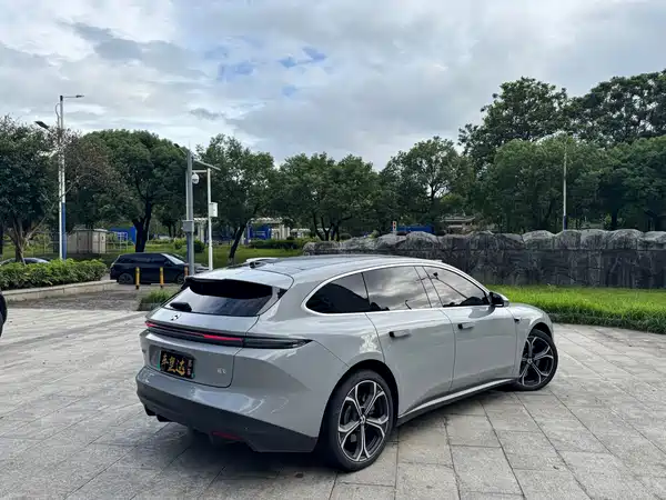 NIO ET5T 2024