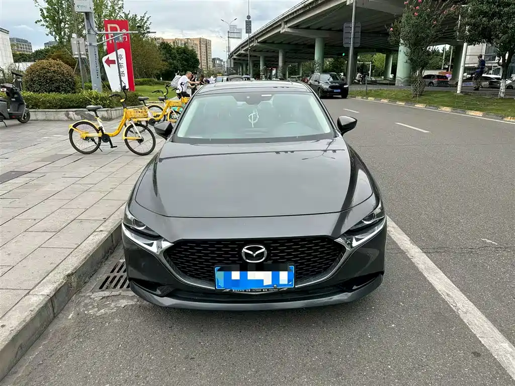 Mazda 3 Axela 2020