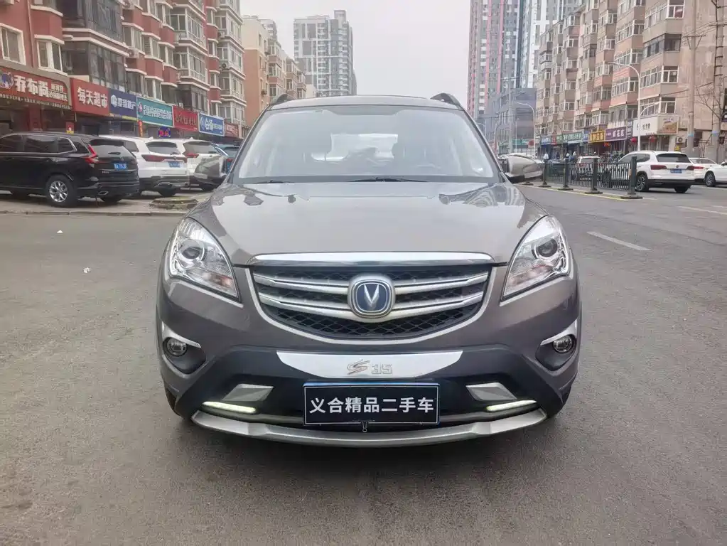 Changan CS35 2016 — фото 2