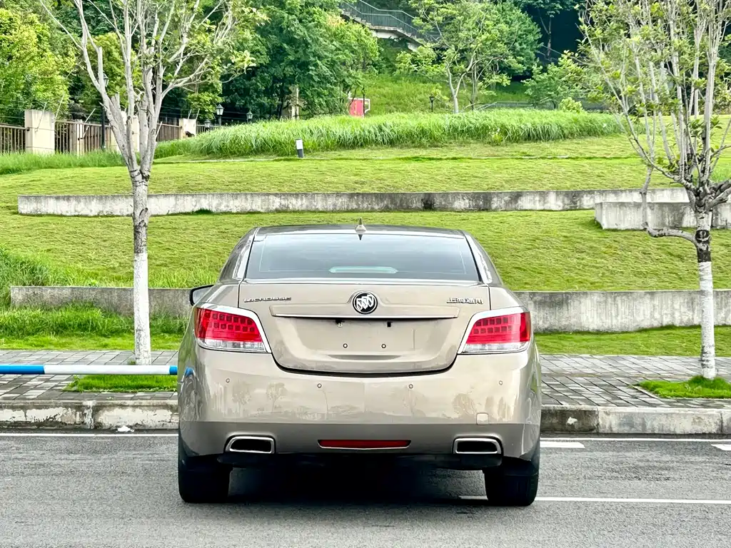 Buick LaCrosse 2013 — фото 12