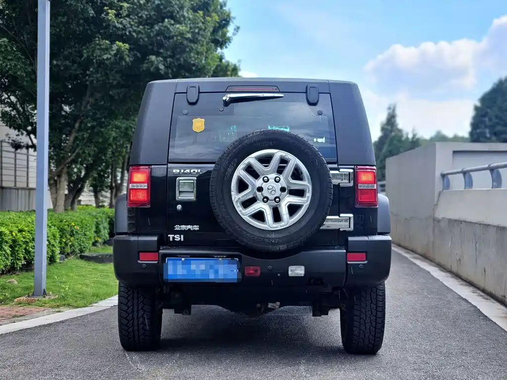 BAIC BJ40 2016 — фото 12