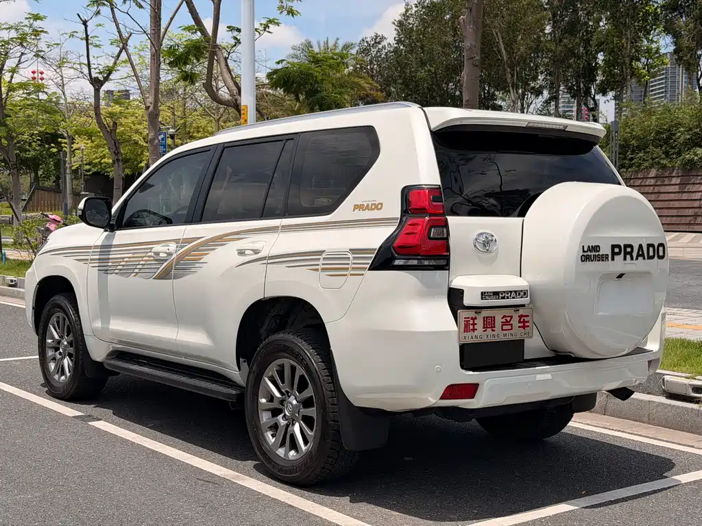 Toyota Prado 2019 — фото 14
