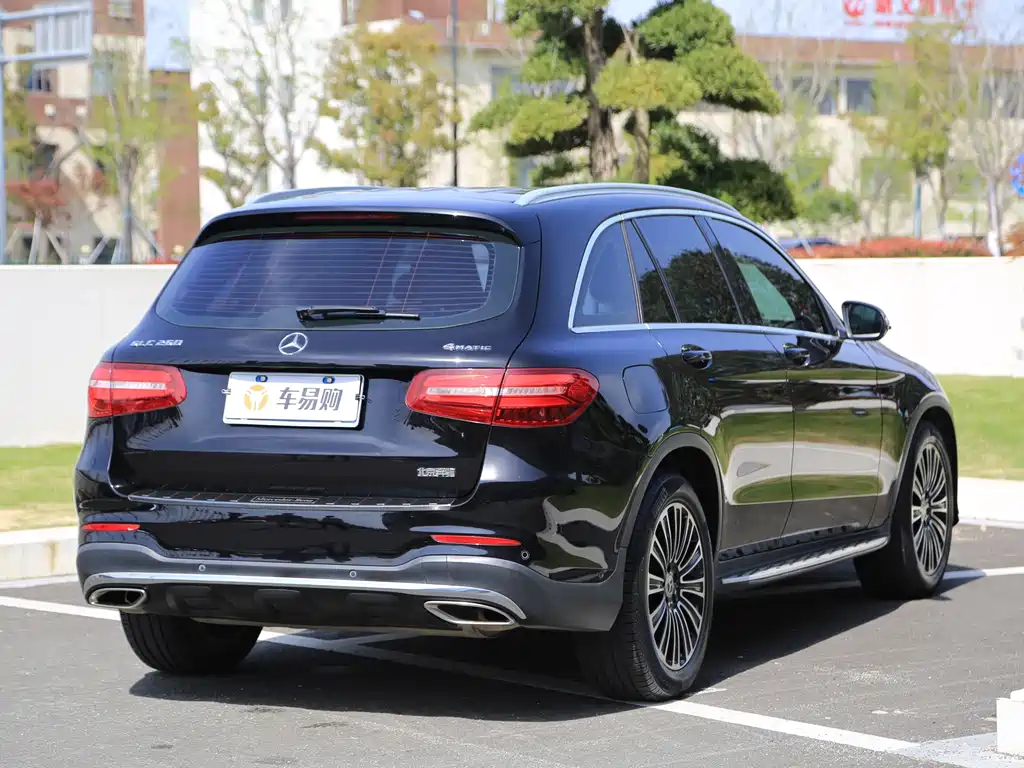 Mercedes-Benz GLC 2018 — фото 22